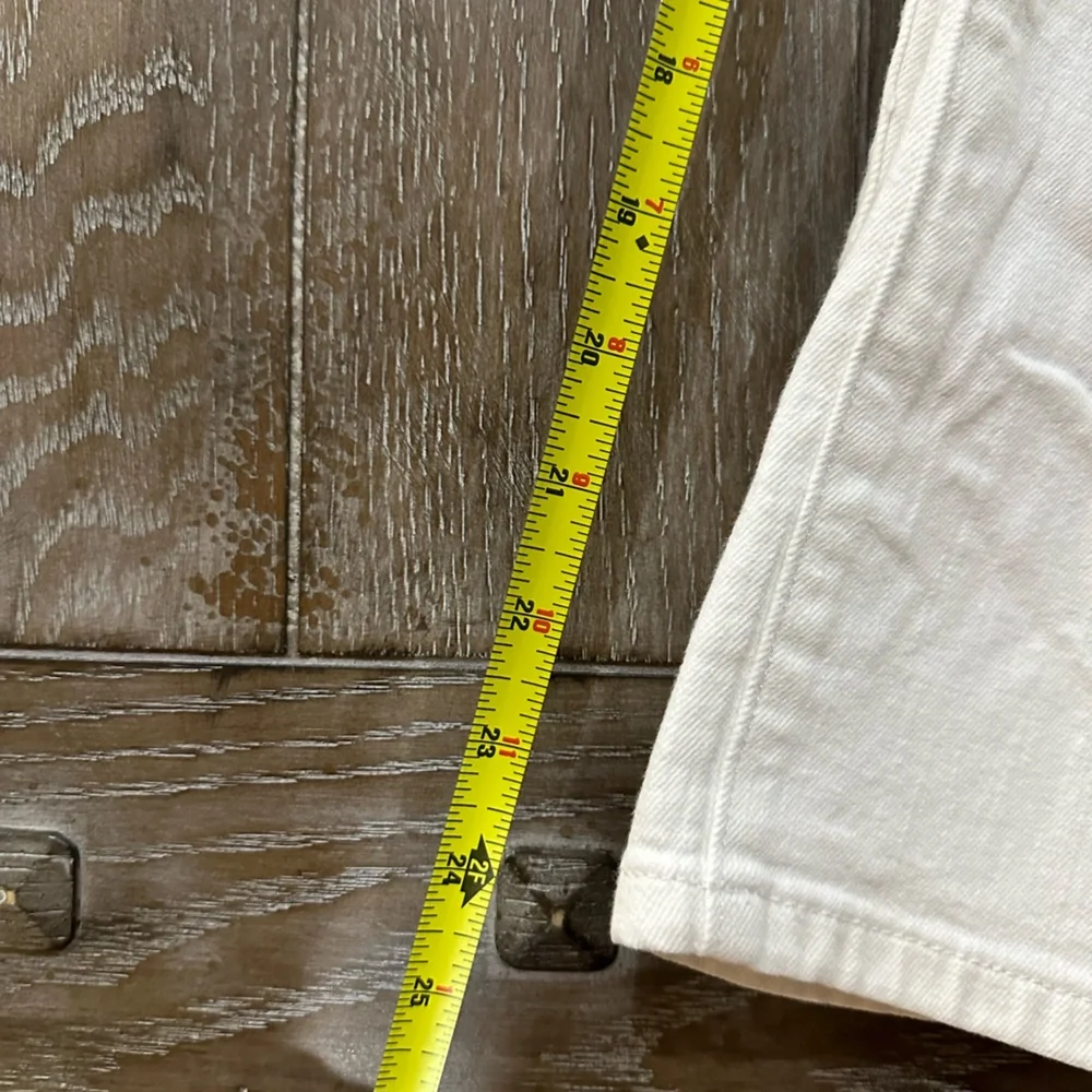 Michael Kors Izzy Cropped Jeans - Picture 11 of 13